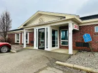 Ivey's Motor Lodge
