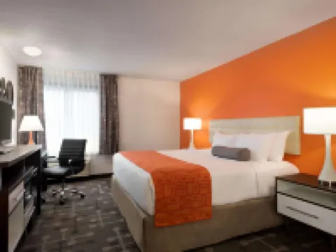 Howard Johnson by Wyndham Appleton Hotels in Appleton