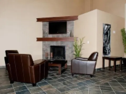 Paradise Inn and Suites Hotels in Valleyview