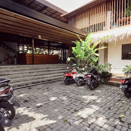 Outpost Ubud Penestanan Отели рядом с достопримечательностью «Пенестанан»
