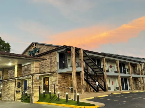 Quality Inn Crestview I-10 Eglin AFB Area