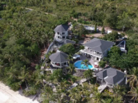 J&R Residence Hotels in Anda