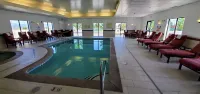 Comfort Suites Helena Airport - Swimmingpools