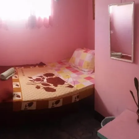 Cvnb Bed & Bath - Hostel