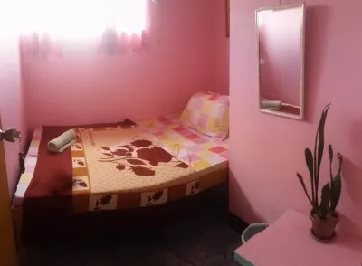 Cvnb Bed & Bath - Hostel Hotels in 