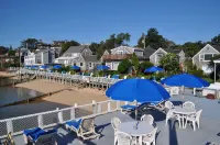 The Masthead Resort Hotels in Provincetown