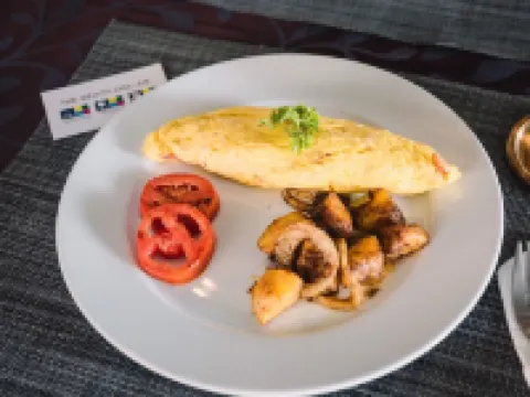 เดอะ บีช ชะอำ เรสซิเด้นซ์ โรงแรมในชะอำ