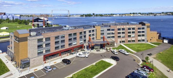 Pier B Resort Hotels in Duluth