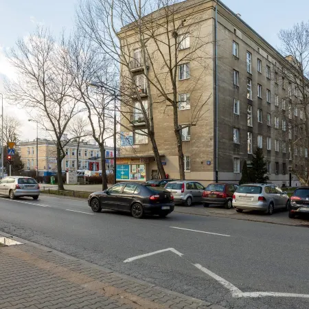 Saska Kępa Modern Apartment by BookingHost Отели рядом с достопримечательностью «Вавер»