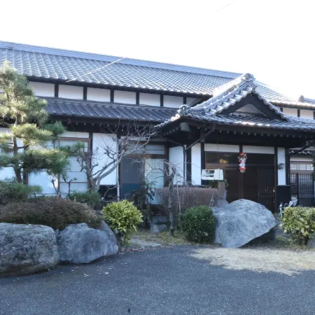 Minshuku Shiroyama