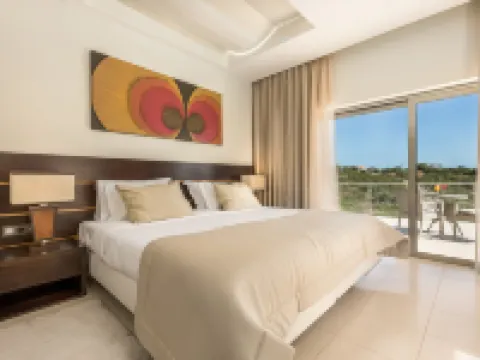 Caneiros Luxury House & Suites Hotels in Ferragudo