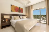 Caneiros Luxury House & Suites Hotels in Ferragudo