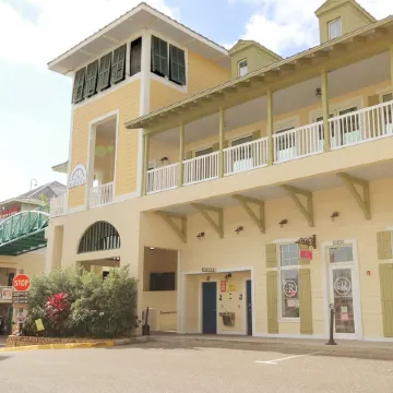 John's Pass Hotel