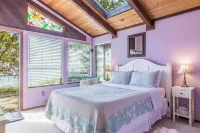 Saratoga Vista by AvantStay Waterfront Views Hotels in Langley