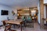 Vintage Block Inn & Suites - Wifi