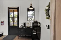 The Scout Boutique Cottages Hotels in Sisters