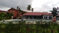 Myanmar Sports Hotel - Pools