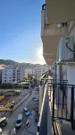 Tirent Apartment-Modern Bedrooms Stay Near Liqeni I Thatë -  Apartamentos vacacionales
