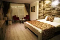 レイ マネス ホテル のホテル