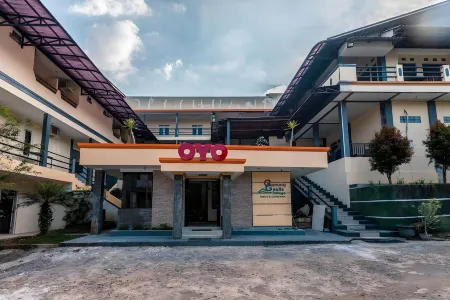 Hotel O Bogor Puncak Near Padang Golf Bukit Pelangi Formerly Gunung Geulis Village Отели рядом с достопримечательностью «Puncak Langit camping ground»