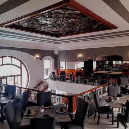 Hotel Paseo de la Presa