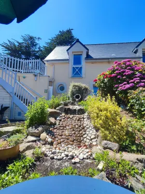 Hotel le Sherman Hotels in Port-en-Bessin-Huppain