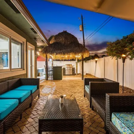 Newly Renovated 3 Bedrooms Near the Beach and Rest