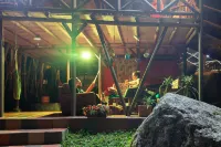 Bahareque Hostal