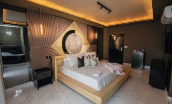 Lovera Hotel