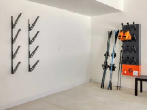 Parkview Mountain House Luxury Ski Home w/ Hot Tub Near Trails & Downtown Hotels in Summit Park