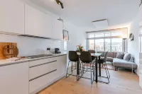 Huswell - Nice Apartment Close to the Beach with Parking