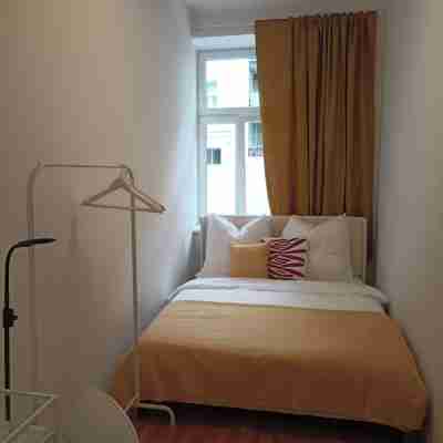 170sqm with private garden Rooms