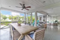 302 Charleston by AvantStay Stunning Private Pool