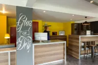 The Originals Access, Hôtel Clermont-Ferrand Nord Hotel a Riom