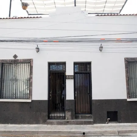 Adhoc Boutique Barrio Antiguo