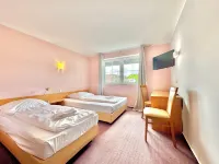AR Boutique Hotel Heusenstamm Hotel di Heusenstamm