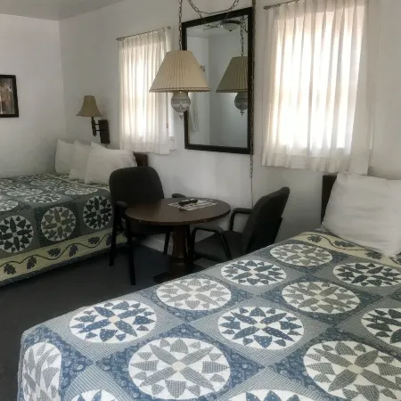 Chalet Motel Hotels in Custer