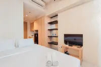 Nice and Modern Studio at Tree Park City Cikokol Apartment
