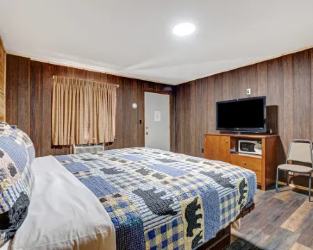 Rainbow Lodge Hotels in South Fork