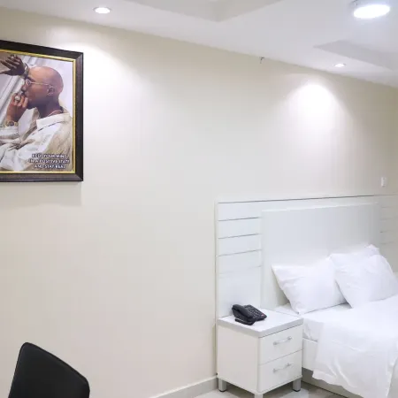 Appleville Suites