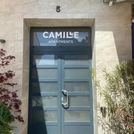 Camille Apartments Отели рядом с достопримечательностью «Рыбацкий бастион»