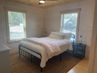Brand New, Niboban Cabin 14 - Golden Smelt, Shared Waterfront Community