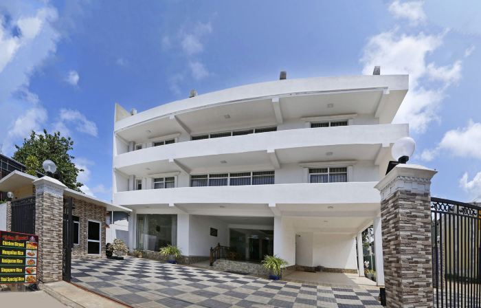 Ronaka Airport Transit Hotel