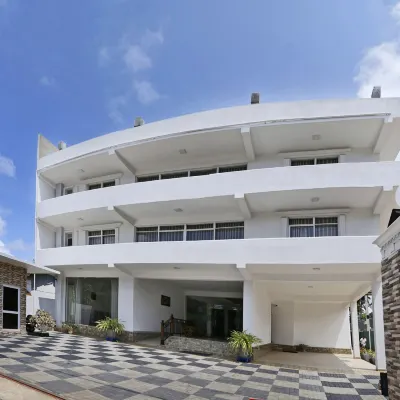 Ronaka Airport Transit Hotel Hotels near Katunayake Railway Station
