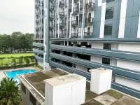 Comfort and Homey Studio Room (No Kitchen) Elvis Tower Apartment - 2-Star