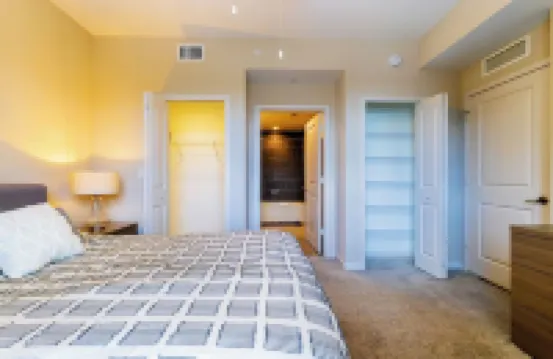 Modern 1BR Condo w/ Pool & BBQ Near Fort Myers