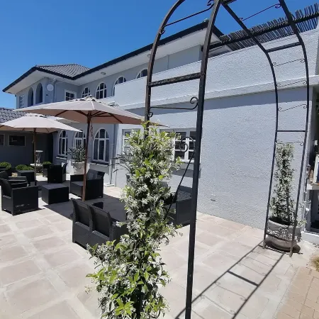 Villa Venusta Luxury Guesthouse - Solar Power