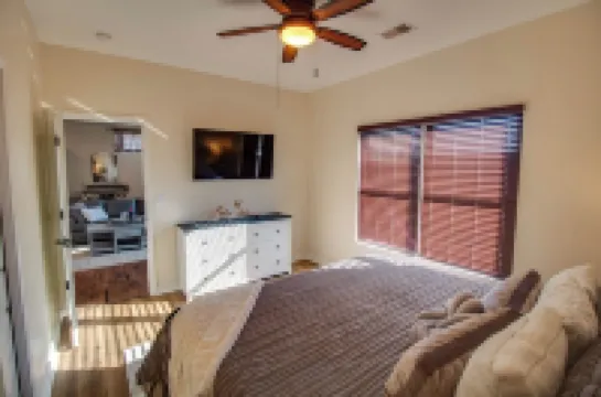 Charming Escape in Grafton! 格拉夫頓酒店