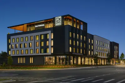 AC Hotel Bentonville Hotels near The Walmart Museum