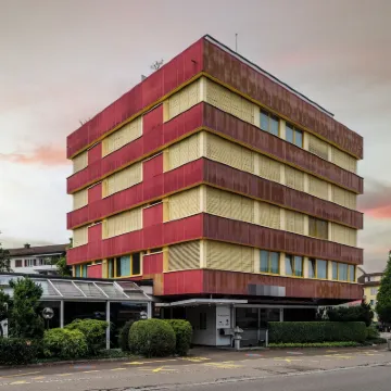 Amanthos Living Zürich Airport Hotels near Glattbrugg Station